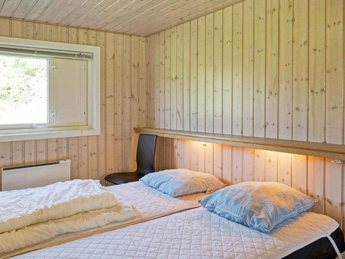 12 Person Holiday Home In Aakirkeby Vester Somarken ภายนอก รูปภาพ