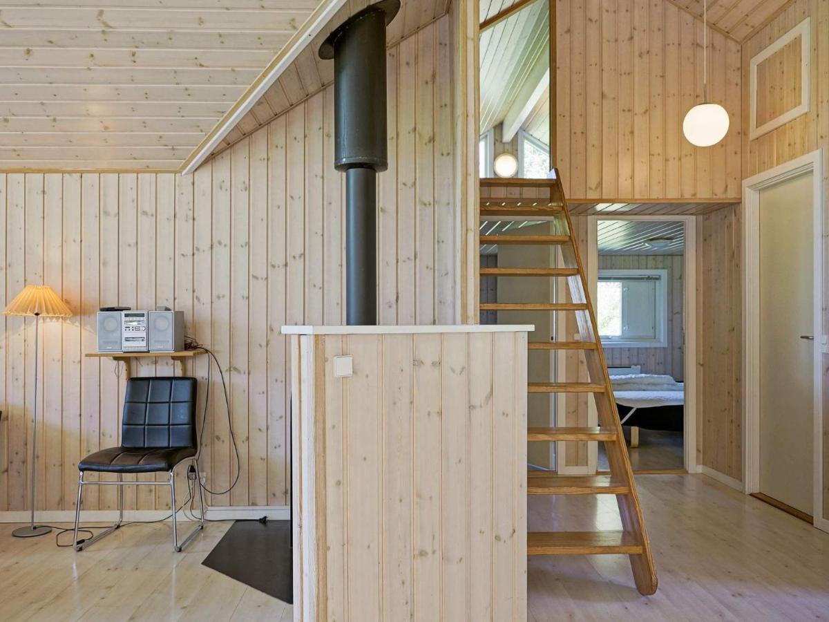 12 Person Holiday Home In Aakirkeby Vester Somarken ภายนอก รูปภาพ
