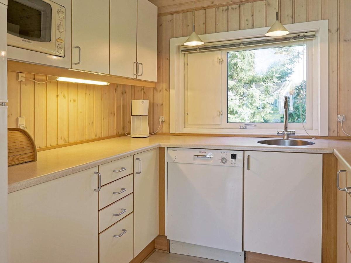 12 Person Holiday Home In Aakirkeby Vester Somarken ภายนอก รูปภาพ